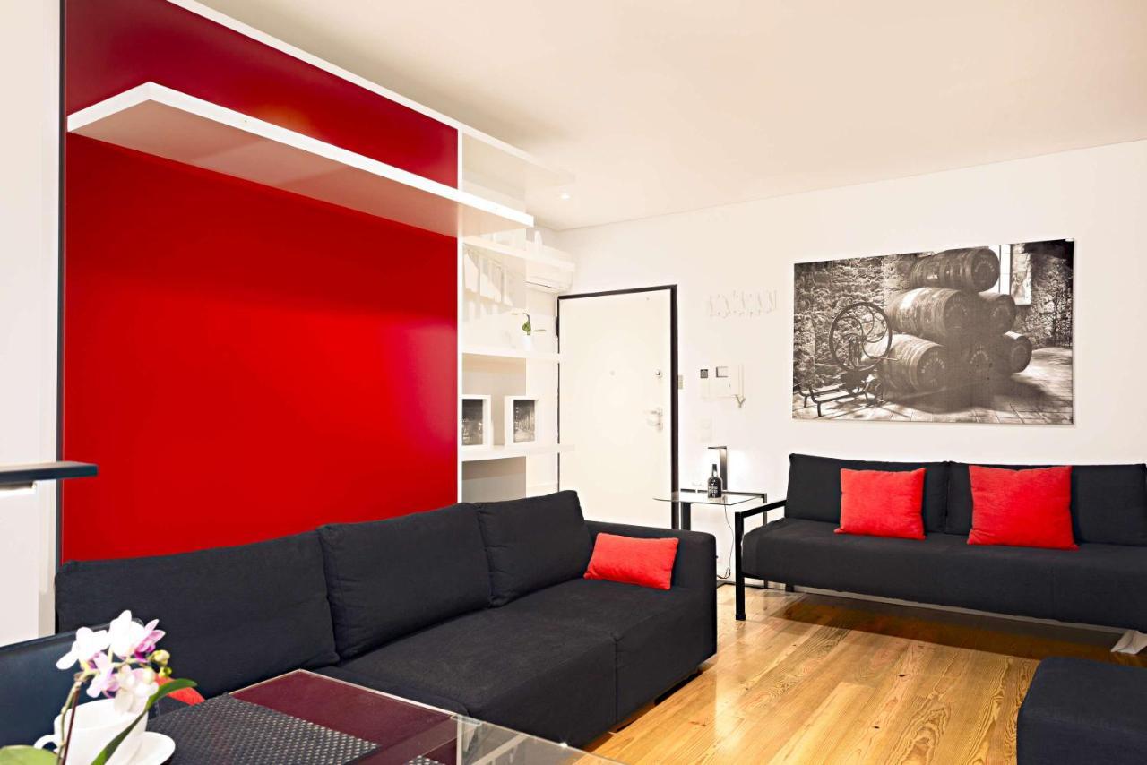 Apartment Near Sao Bento Station Porto Luaran gambar